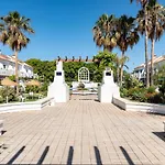 Chalet Beachside House *