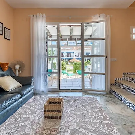 Beachside House Σαλέ *