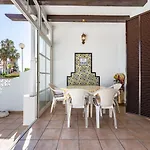 Beachside House 木屋 丰希罗拉
