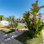Beachside House Chalé *