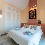 Chalé Beachside House *
